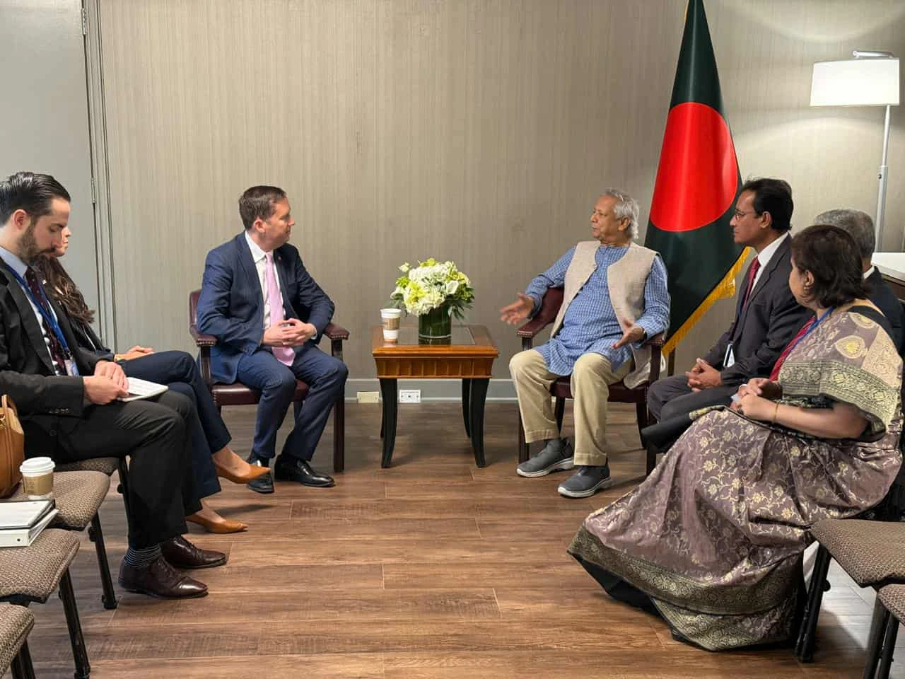 ফেব্রুয়ারির প্রথমার্ধে  জাতীয় নির্বাচন আয়োজনে সরকার ব্যাপক প্রস্তুতি নিচ্ছে : প্রধান উপদেষ্টা